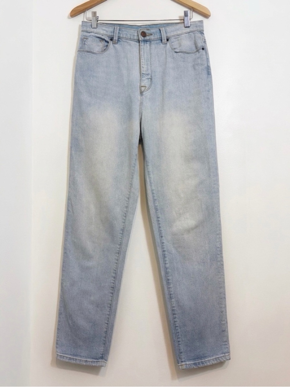Urban Outfitters BDG Mom High Rise Jeans